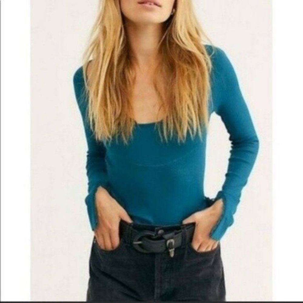 Free People Long Sleeve Scoop Neck Top NWT